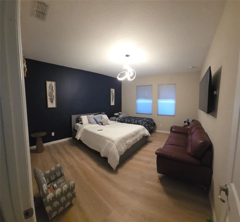 Photo of 1834 CASTLETON DRIVE