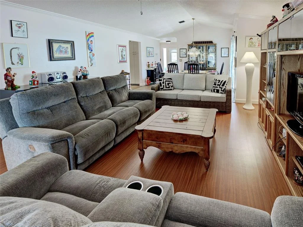 Photo of 20 IDLE SANDS DRIVE
