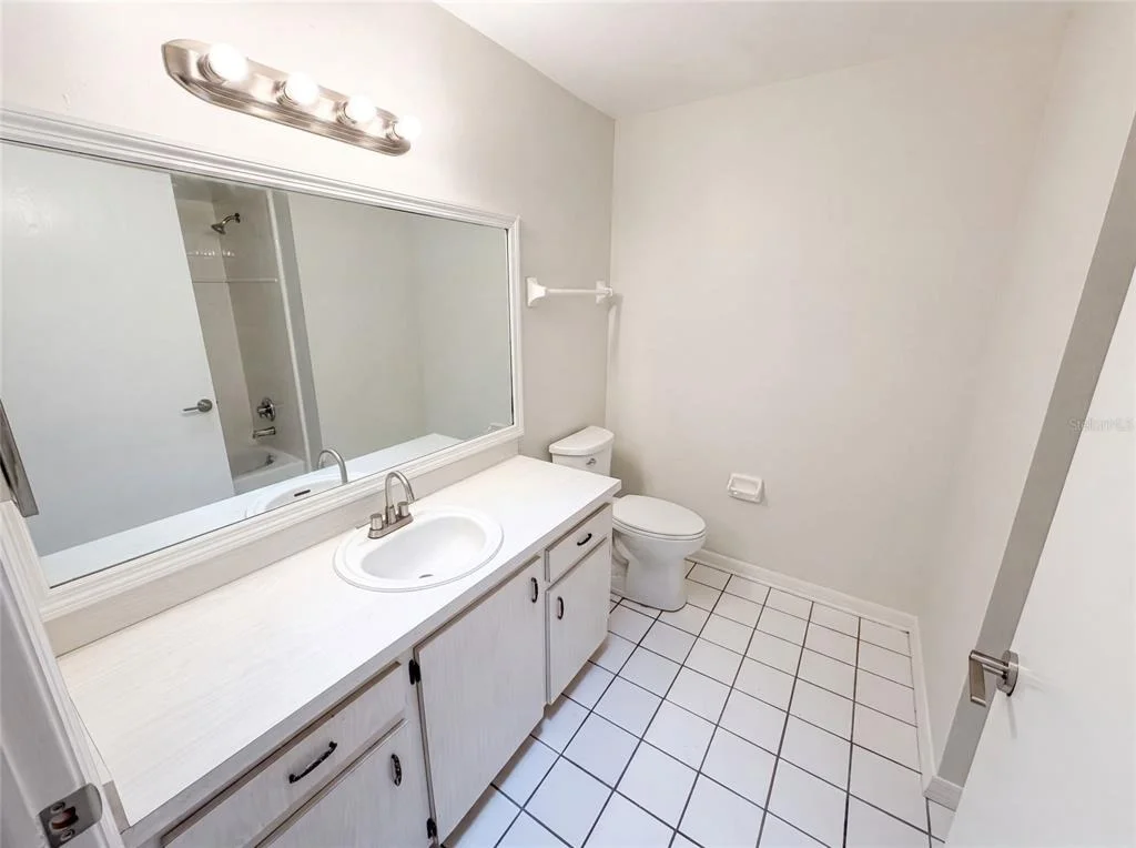Photo of 963 SEQUOIA DRIVE
