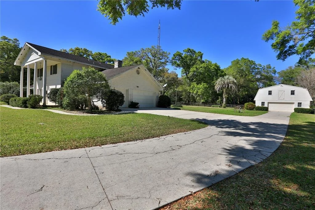 Photo of 2881 SE 41ST PLACE