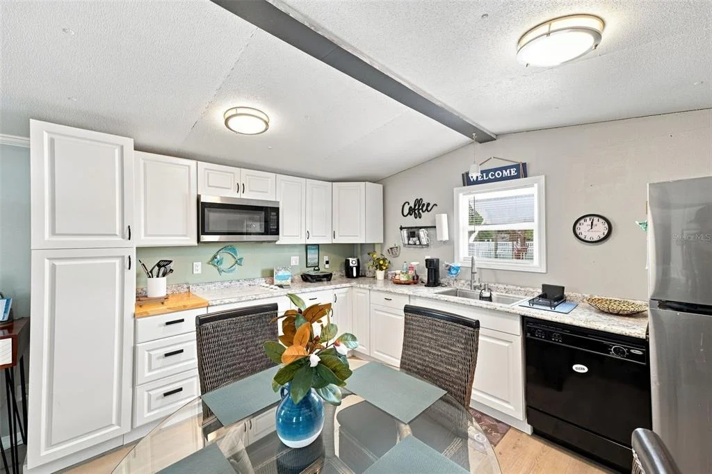Photo of 6819 HERON LANE