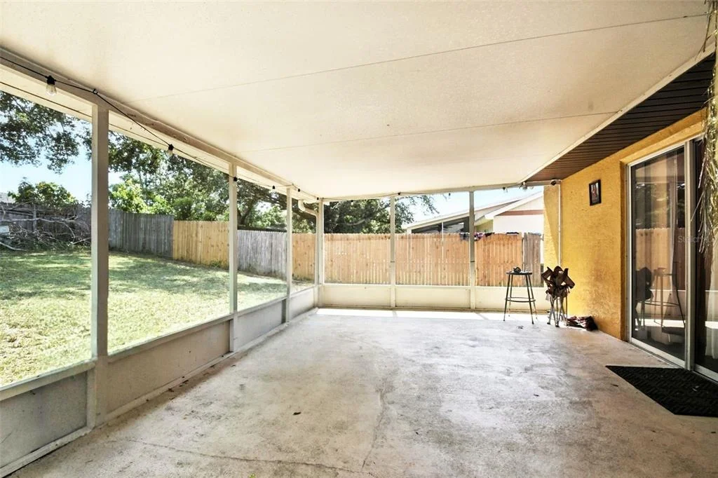 Photo of 6084 BROOKHILL CIRCLE