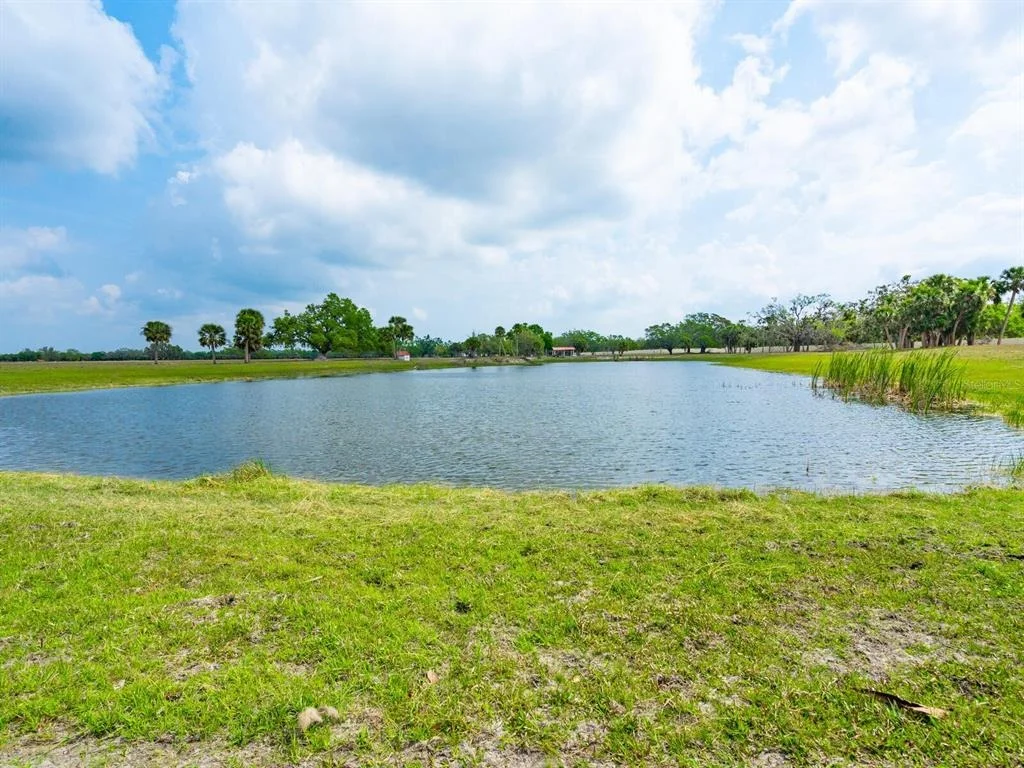 Photo of 600 N JACKSON ROAD