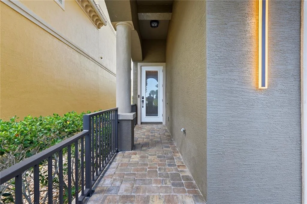 Photo of 355 OCEAN CREST DRIVE