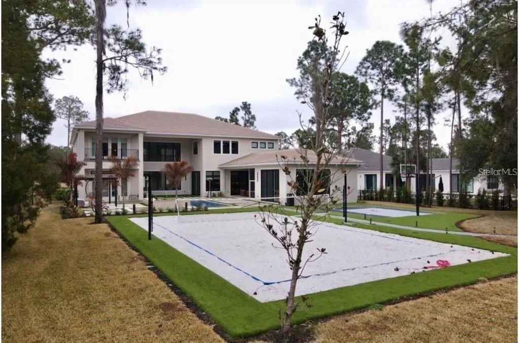 Photo of 15926 PENDIO DRIVE
