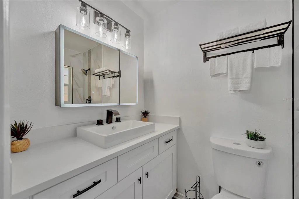 Photo of 6209 FLAMINGO DRIVE