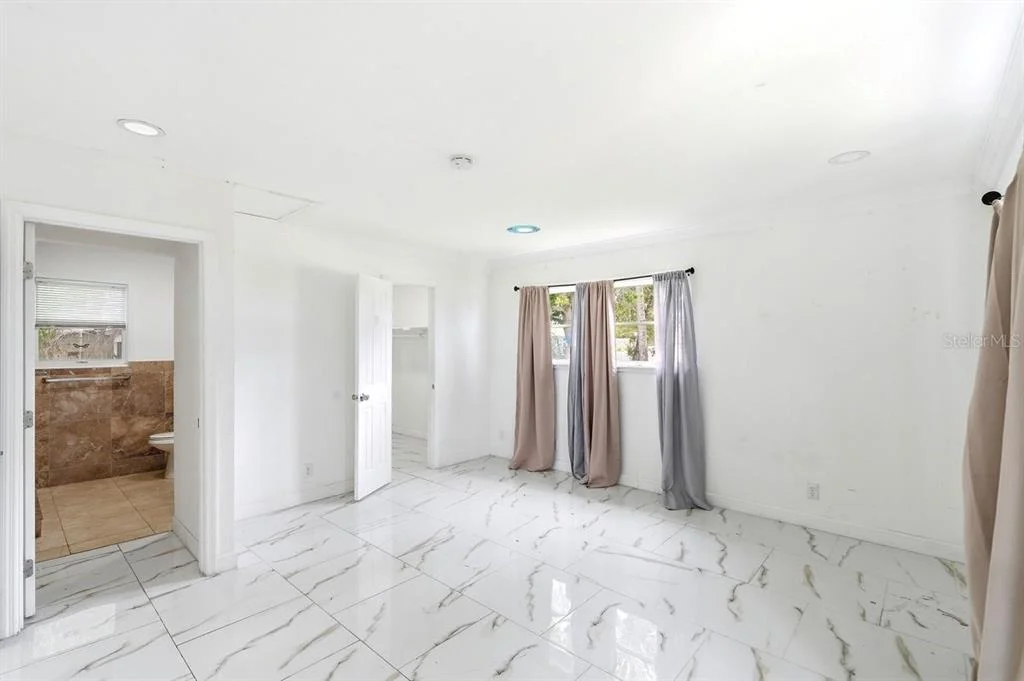 Photo of 5202 RIVERSIDE DRIVE