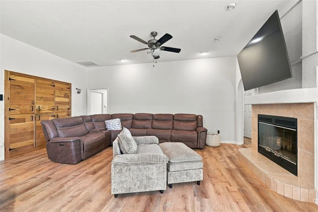 Photo of 8933 THOREAU PLACE