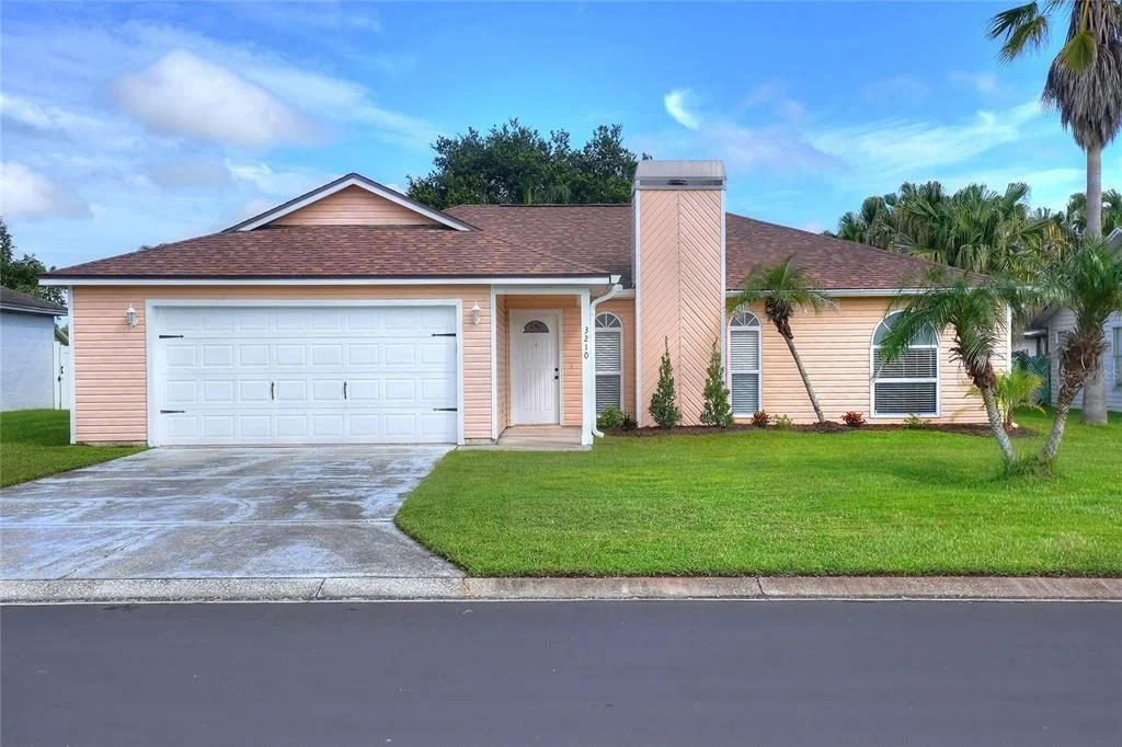 Photo of 3210 THOROUGHBRED LOOP