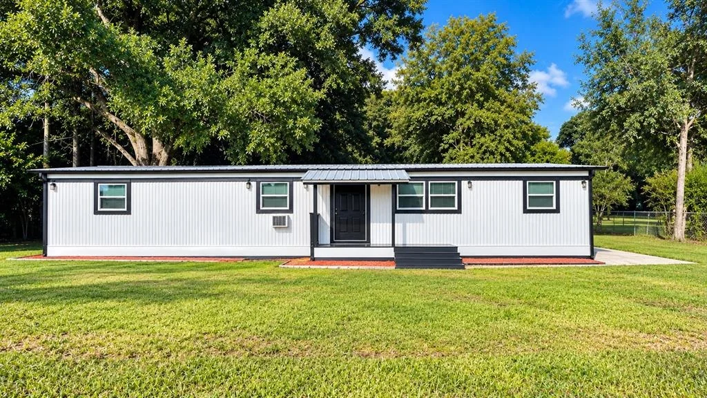 Photo of 7690 GORDON LOOP