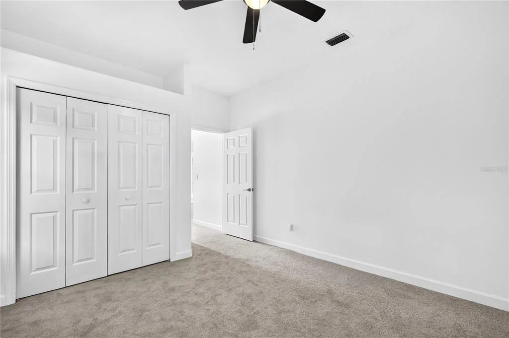 Photo of 19337 SPRING OAK DRIVE