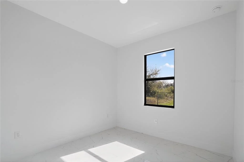 Photo of 336 SUNSET ROAD