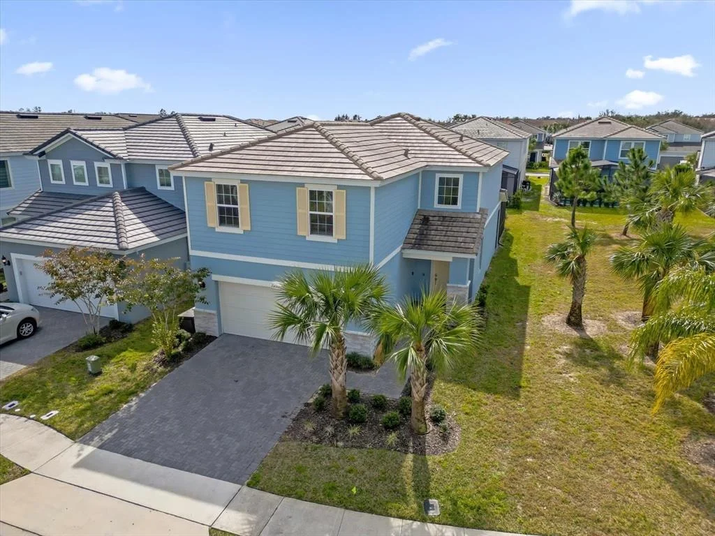 Photo of 7260 OAKMOSS LOOP