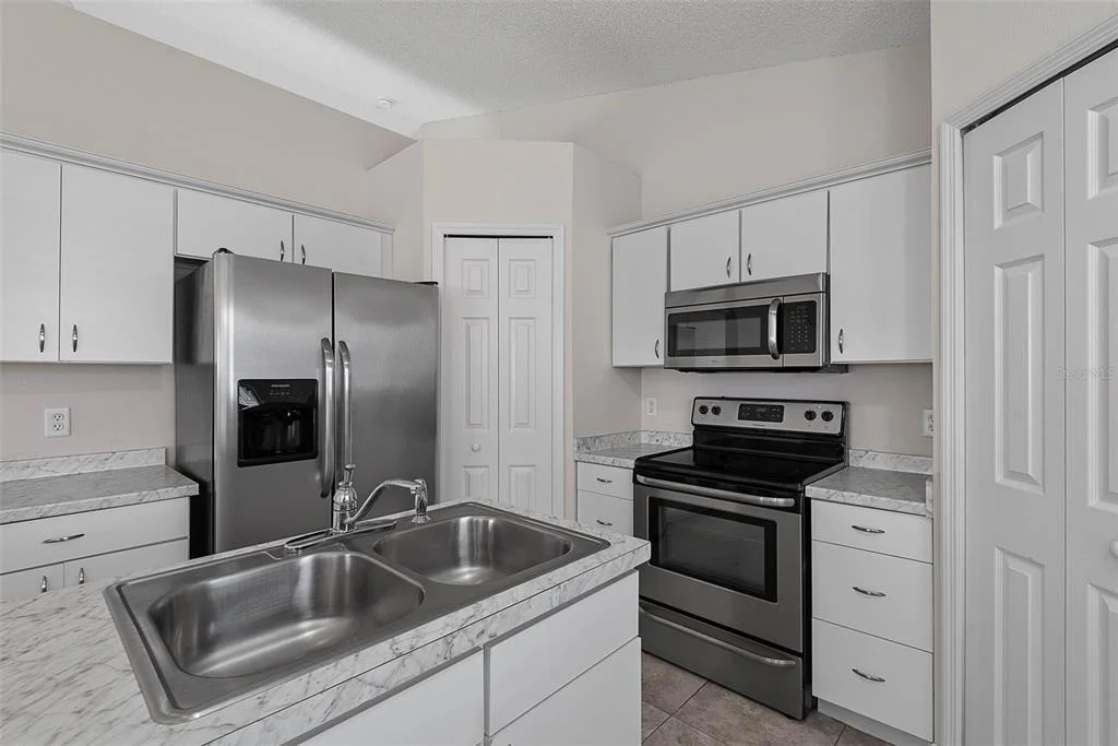 Photo of 34 FIRETHORN LANE