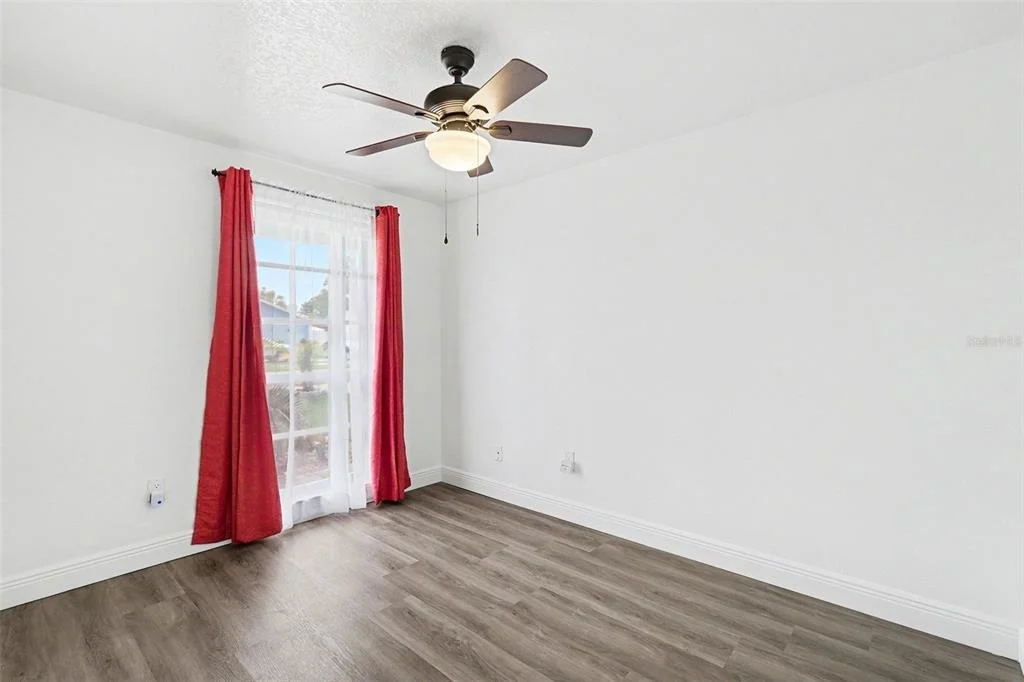 Photo of 8253 GREENLEAF CIRCLE