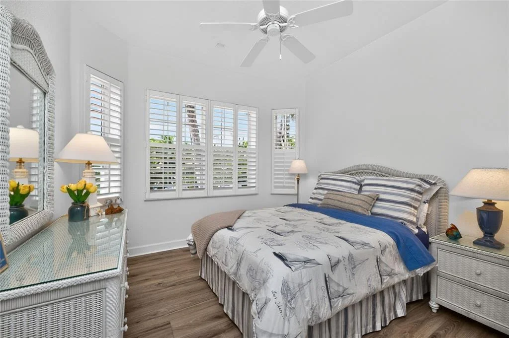 Photo of 3341 SUNSET KEY CIRCLE