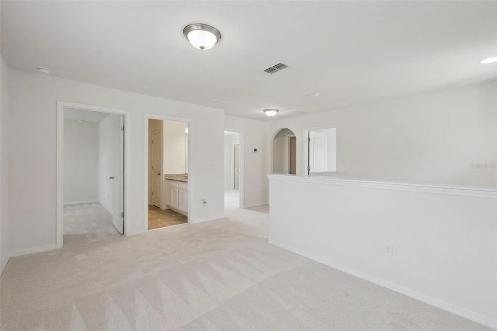 Photo of 16031 PEBBLE BLUFF LOOP