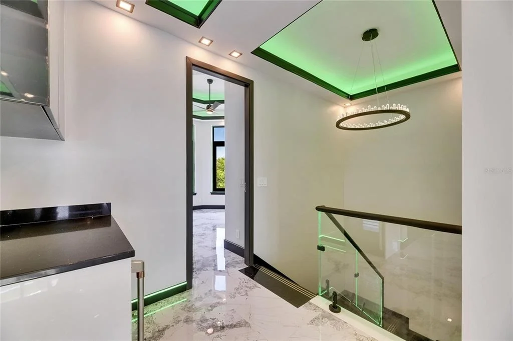 Photo of 6526 SIMONE SHORES CIRCLE