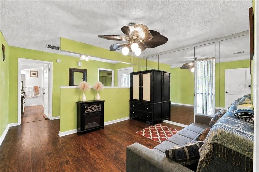 Photo of 543 STATE ROAD 559