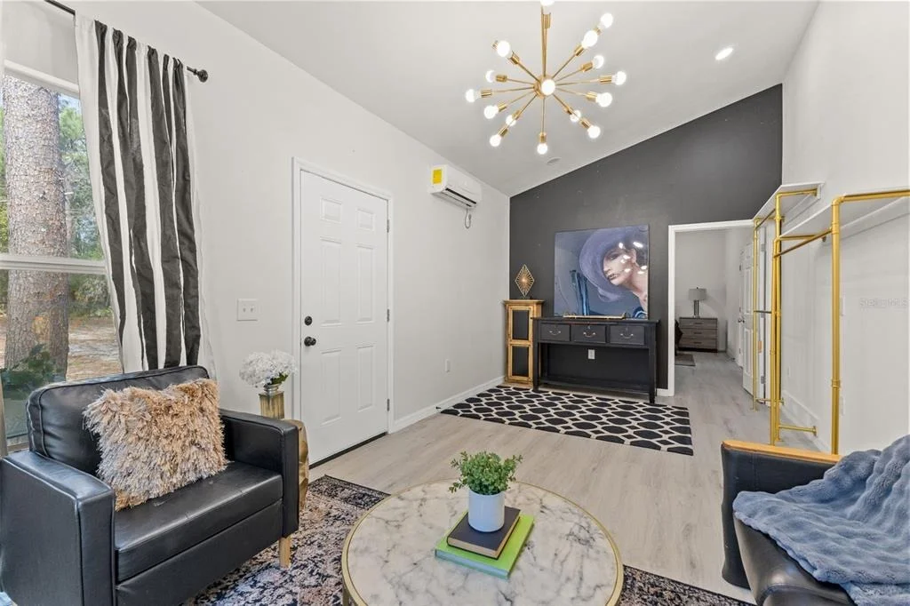 Photo of 14071 LINDEN DRIVE