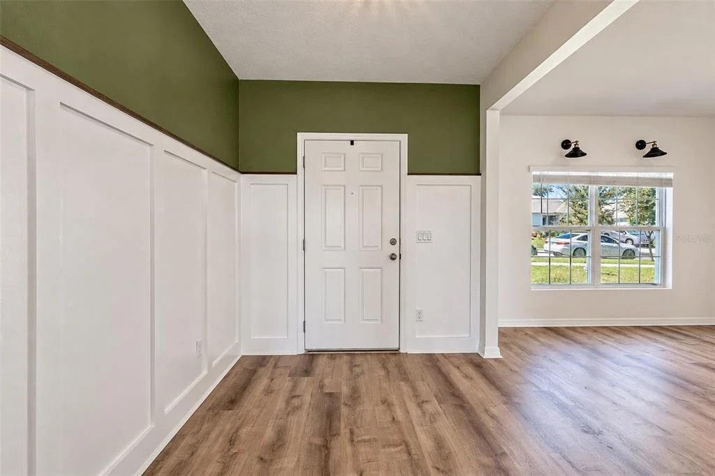 Photo of 585 BLACK EAGLE DRIVE