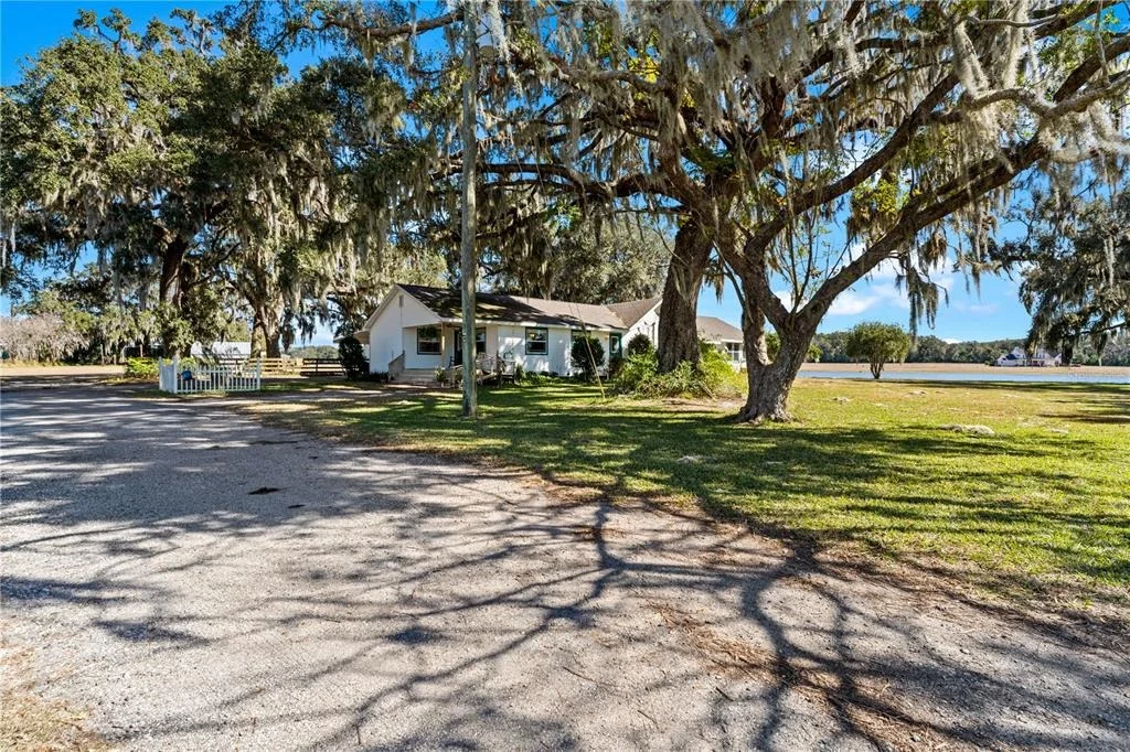 Photo of 9504 FORT KING ROAD