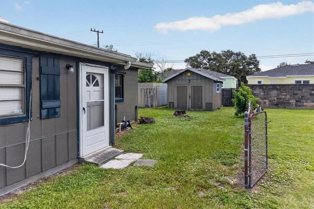 Photo of 1865 CEDARWOOD DRIVE