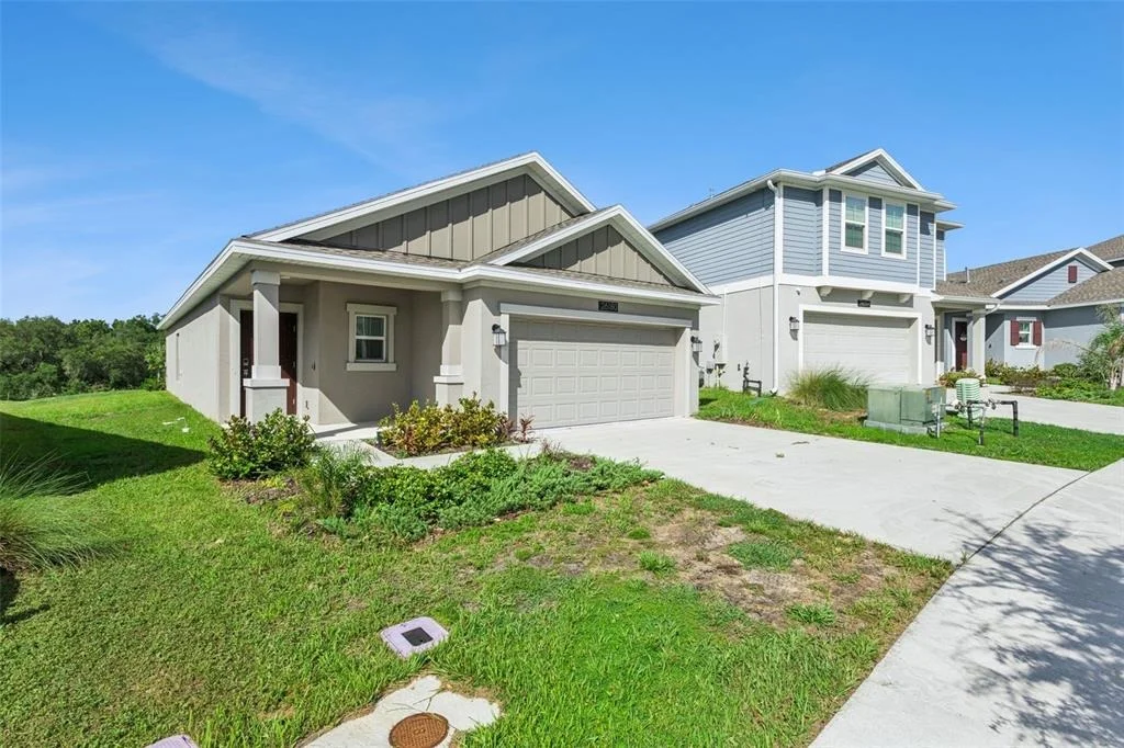 Photo of 26180 FEATHERGRASS CIRCLE