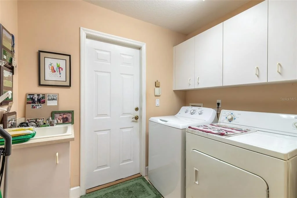 Photo of 1283 ROYAL POINTE LANE