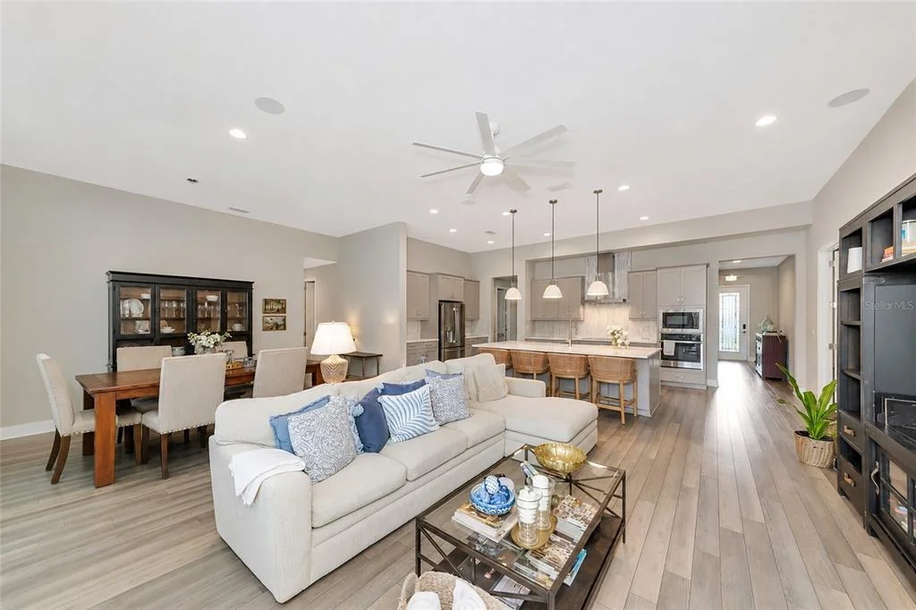 Photo of 9211 ISABELLA CIRCLE