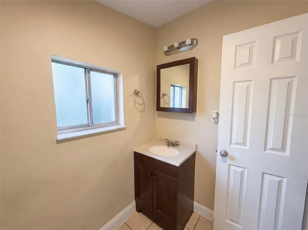 Photo of 722 VIRGINIA LANE