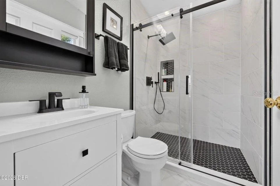 Photo of 124 AVALON DRIVE