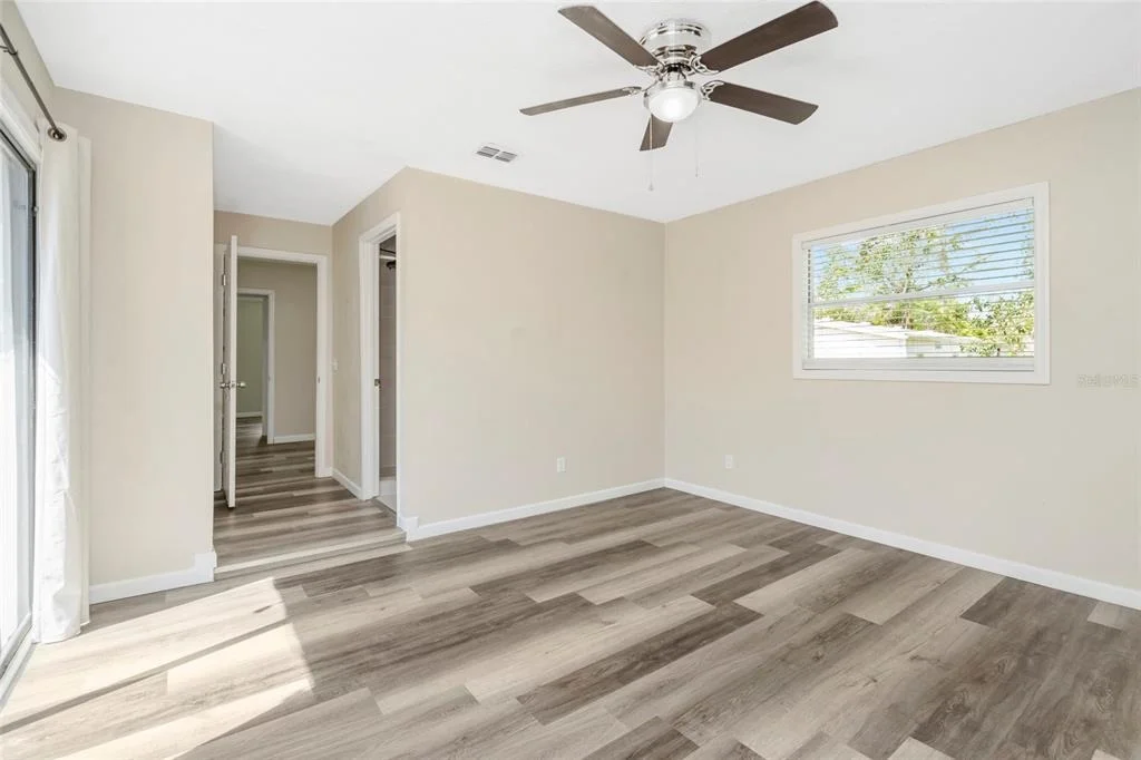 Photo of 7246 SEALAWN DRIVE