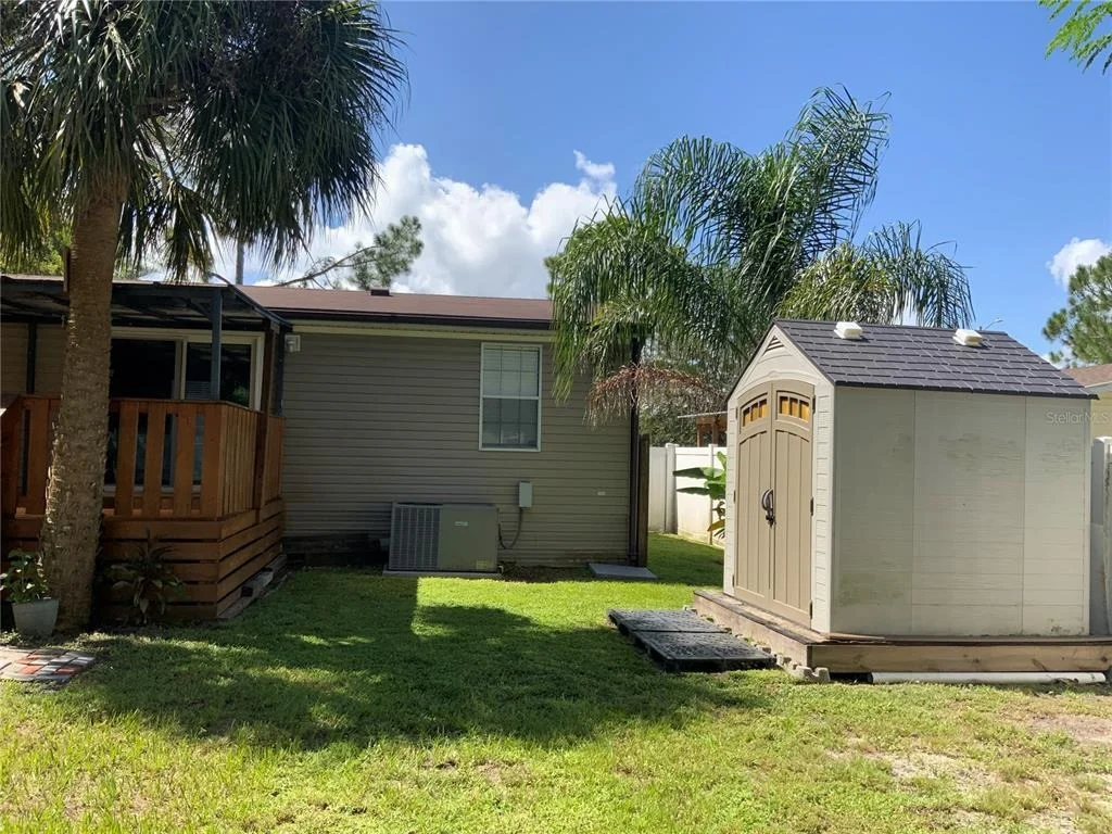 Photo of 10406 BRUSSELS DRIVE