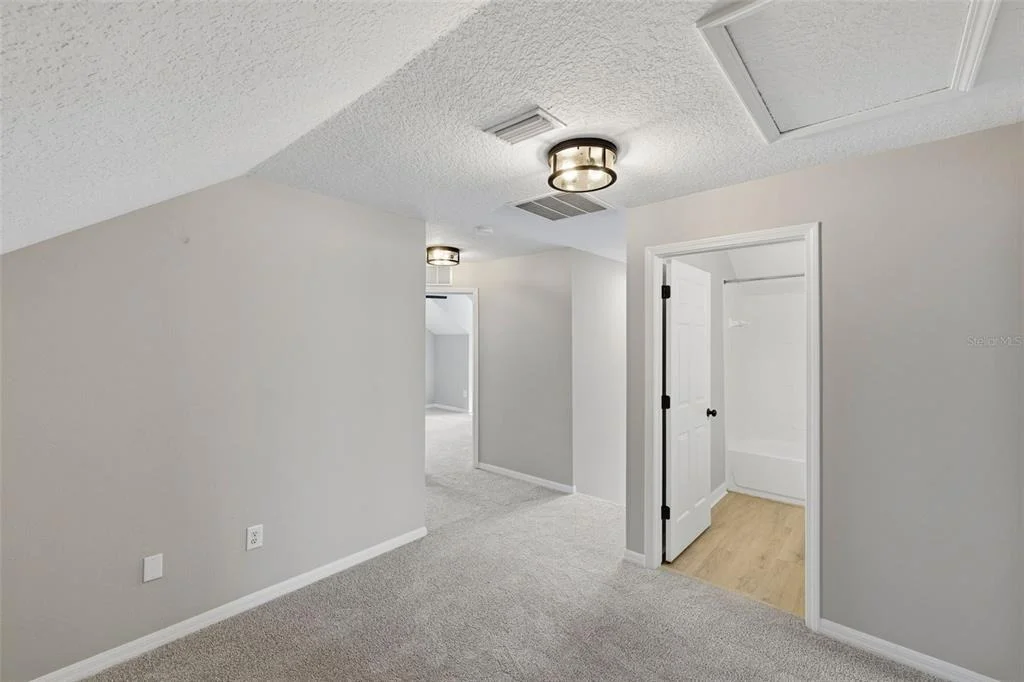 Photo of 16316 BRIDGECROSSING DRIVE
