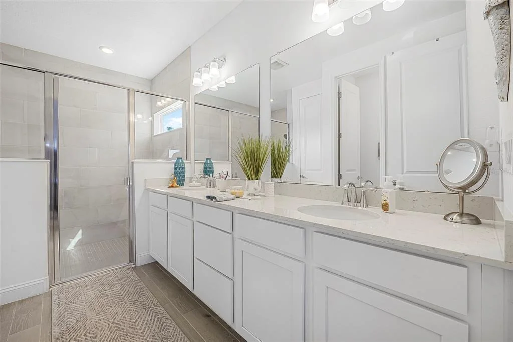 Photo of 2128 RAGLAN CIRCLE