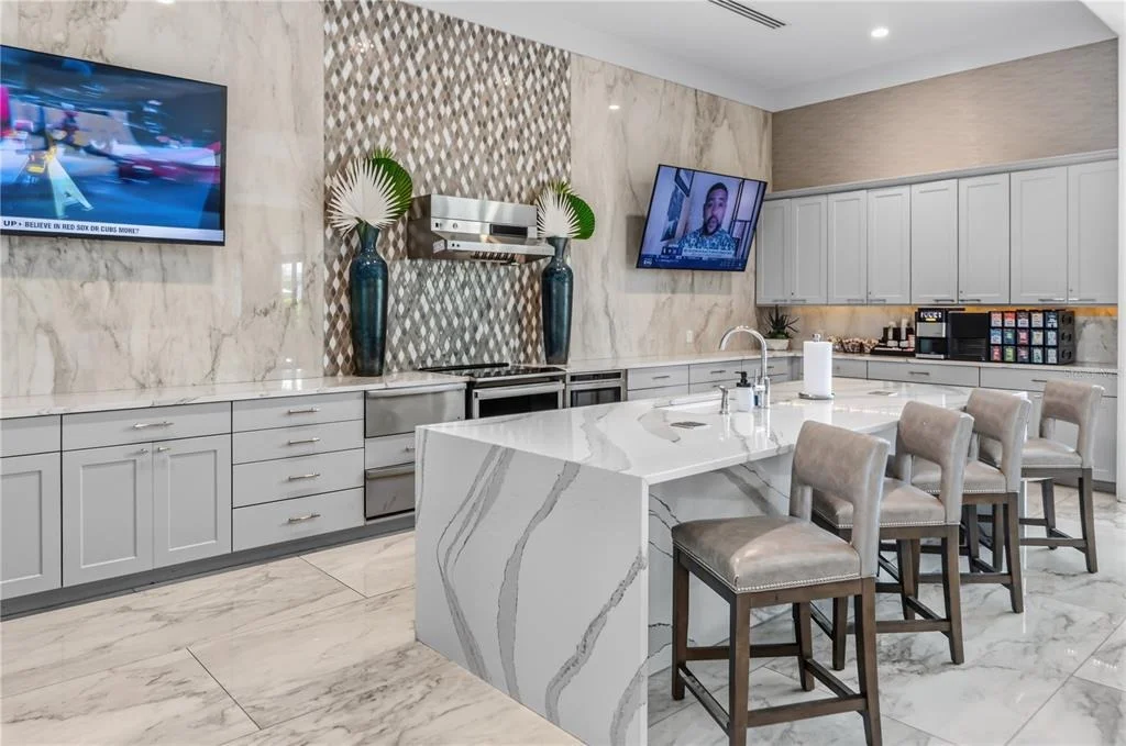 Photo of 4925 SURFSIDE CIRCLE