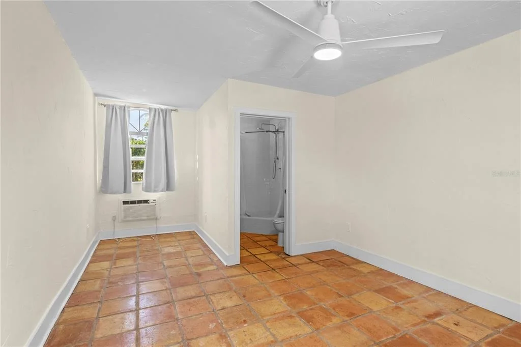 Photo of 7810 SENRAB DRIVE