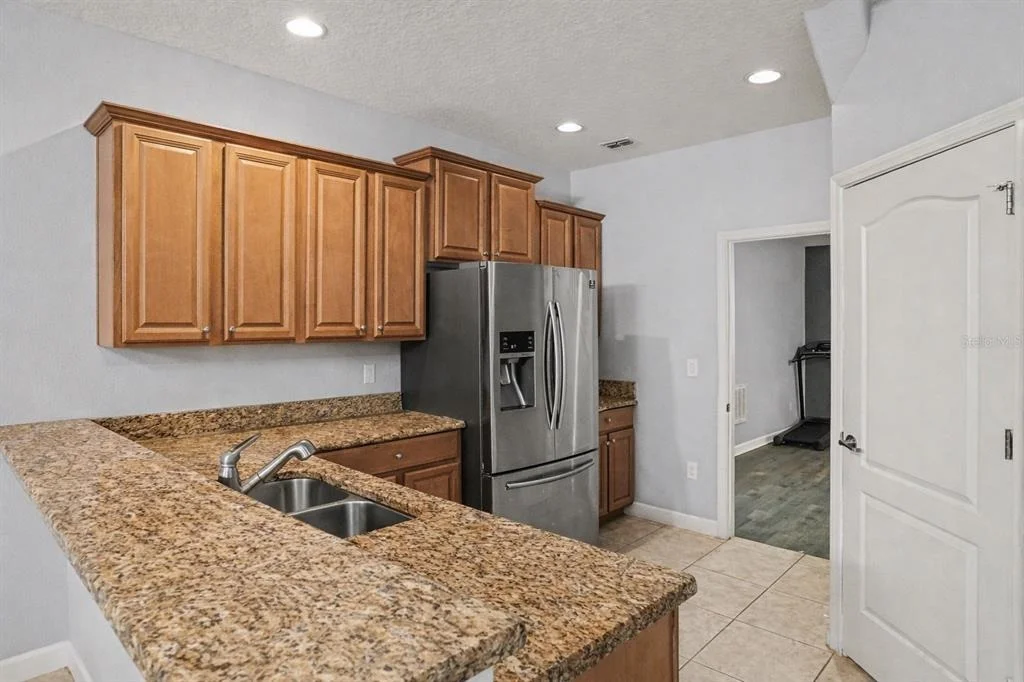 Photo of 1042 HARMONY LANE
