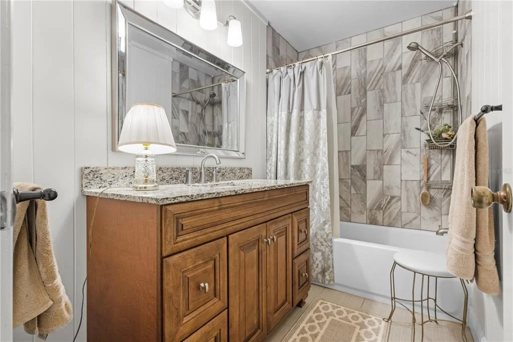 Photo of 1437 GLENVIEW ROAD