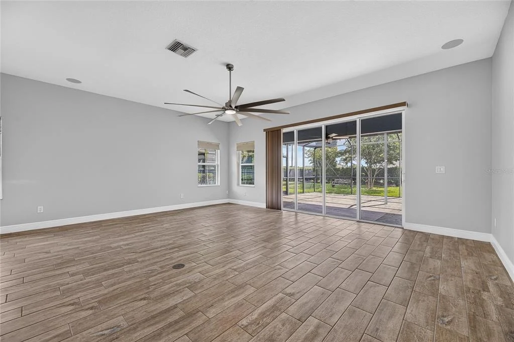Photo of 6419 SEASOUND DRIVE