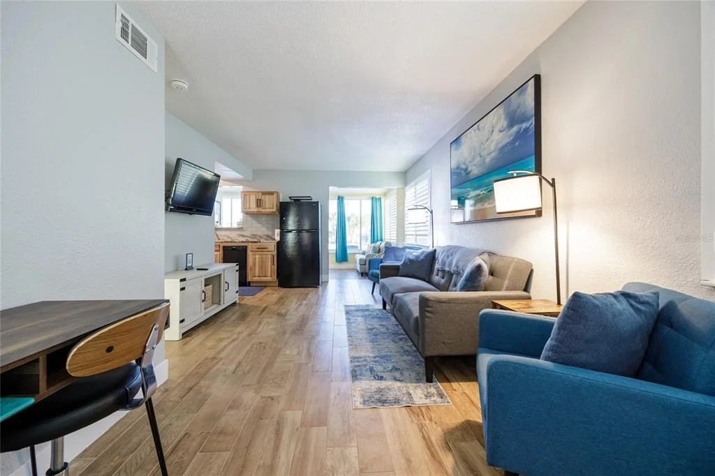 Photo of 7 NEPTUNE PARK DR.