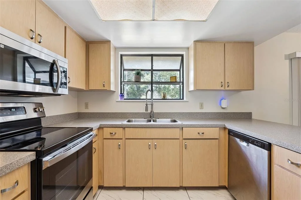 Photo of 853 SYLVIA DRIVE