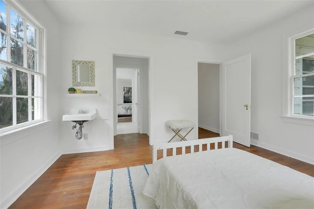 Photo of 504 E CITRUS AVE