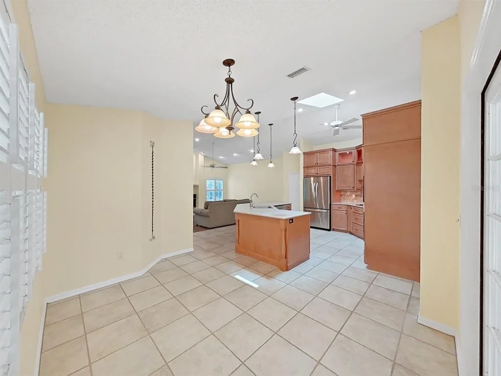 Photo of 611 TOMOKA DRIVE