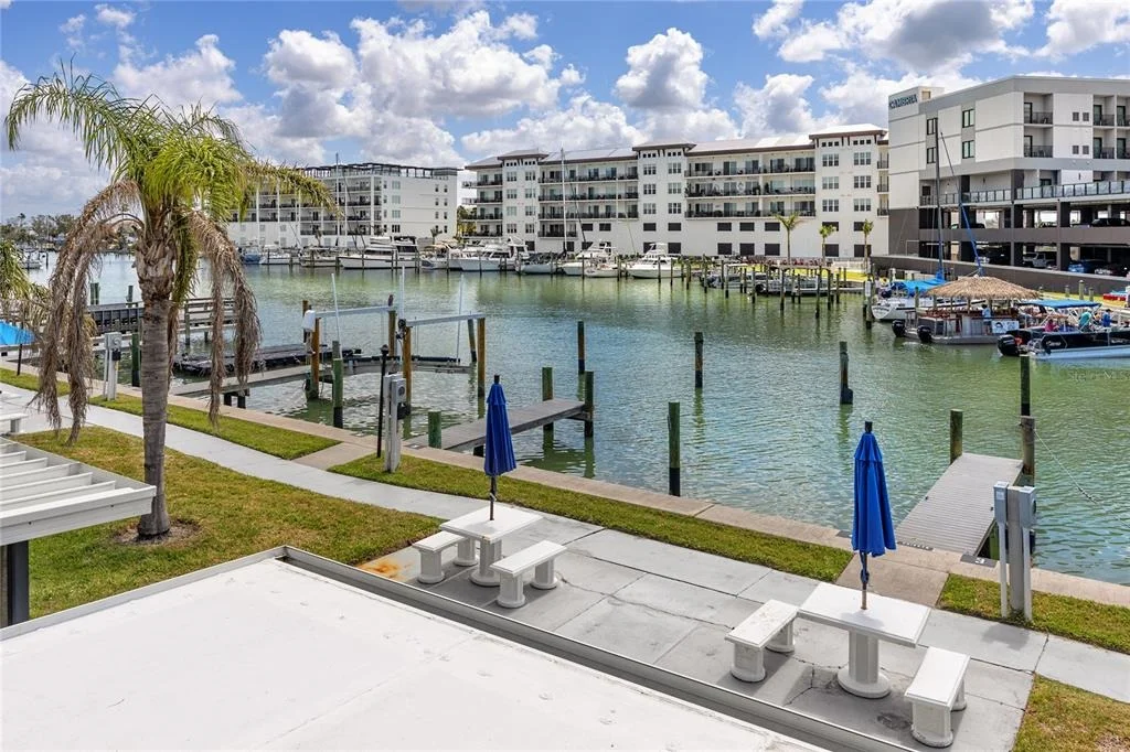 Photo of Unit H at 159 MEDALLION BOULEVARD