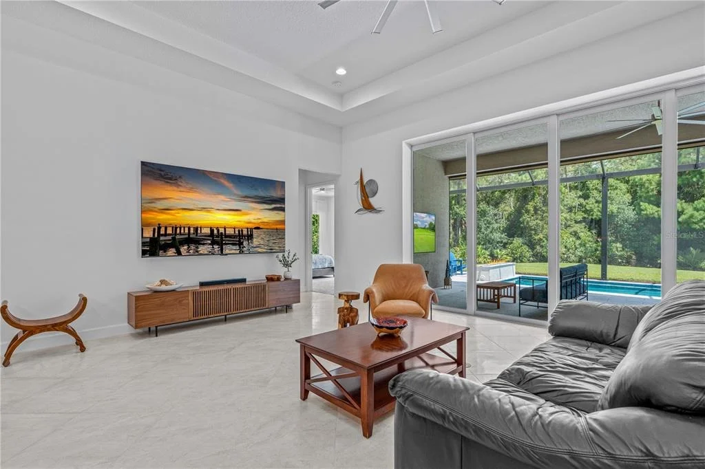 Photo of 214 ASHWOOD COURT