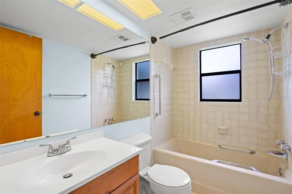 Photo of Unit 5C at 2502 ROYAL PINES CIRCLE