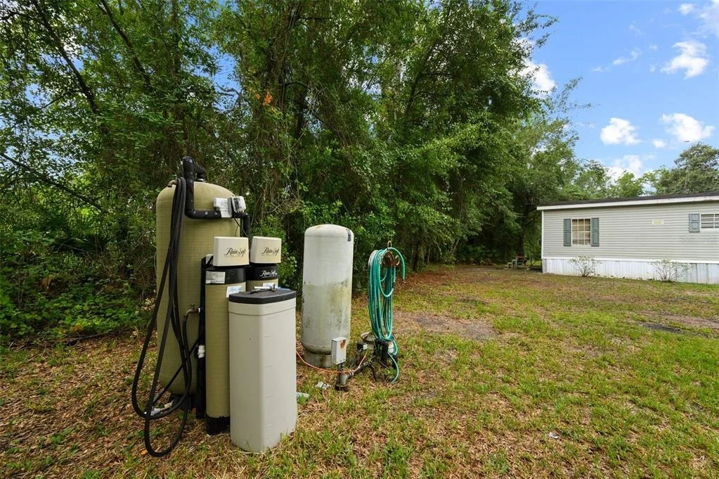 Photo of 9798 STATE ROAD 100 W