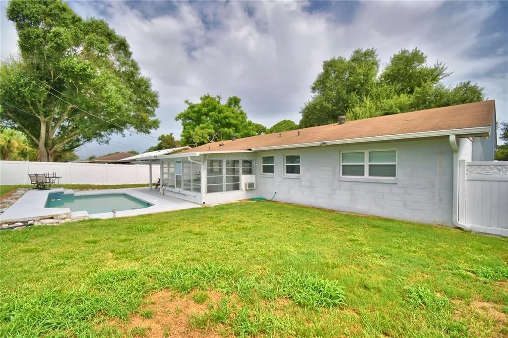 Photo of 153 BROWNING CIR